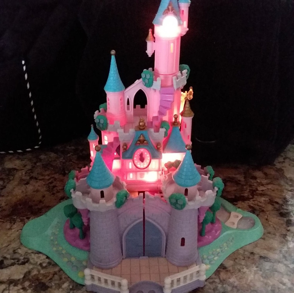 Polly Pocket Cinderella Castle